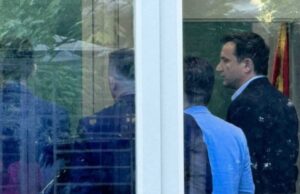 Kërkon lirimin nga qelia, avokati i Veliajt në seancë: Nuk ka asnjë rrezik të prishë provat