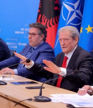 Zbardhen emrat e kandidatëve për deputetë të PD në listë të hapur për Qarkun Fier