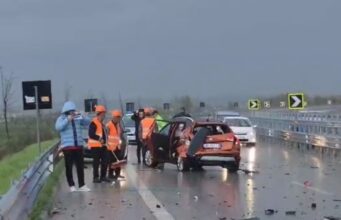Aksidenti në aksin Fier-Vlorë/ Arrestohet 54-vjeçari që shkaktoi përplasjen, procedohet dhe një i ri