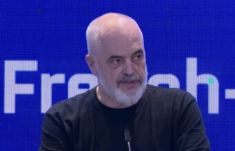 “Nga janari 2026 paga minimale do të jetë 500 euro”- Rama premton: Sipërmarrësve që do jetë të detyruar të rrisin rrogat do u ofrojmë lehtësi