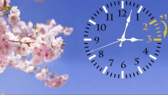 Të dielën e 30 marsit kthehet ora verore! Akrepat shkojnë 60 minuta para