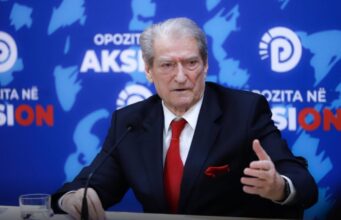 Programi ekonomik i PD, Berisha: Zero taksa për profesionet e lira dhe biznesin e vogël