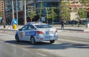 E rëndë në Vlorë! 40-vjeçari kryen marrëdhënie me 15-vjeçaren! E nxit të miturën bashkë me dy shoqet e saj edhe për të konsumuar drogë