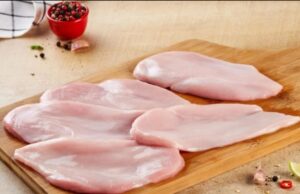 Tregtuan mish pule me salmonelë, në kërkim administratori. Procedohet i vëllai dhe 3 inspektorë të AKU