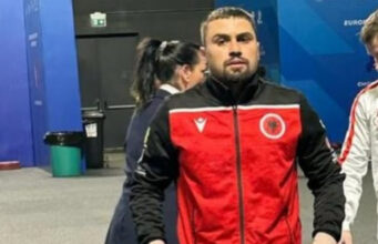 Shtangisti fierak Arbëri Çerçizi renditet në vendin e katërt në Europianin e Peshëngritjes Arbëri Çerçizi duke garuar në Europianin e Peshëngritjes 2025 në Kishinau