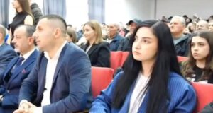 Kandidatja për deputete më e re në moshë, njihuni me studenten fierake e cila kandidon për DZH