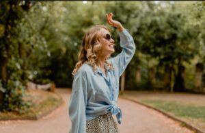 Pesë hapa të thjeshtë për të sjellë buzëqeshjen në ditët e vështira