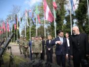 Rama – efektivëve beqarë: Martohuni që të përfitoni kredi