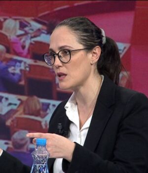 Rritja e çmimit të banesave, ministrja Ibrahimaj: Do u vijmë në ndihmë për blerjen e shtëpive! Ja plani që kemi për çiftet e reja