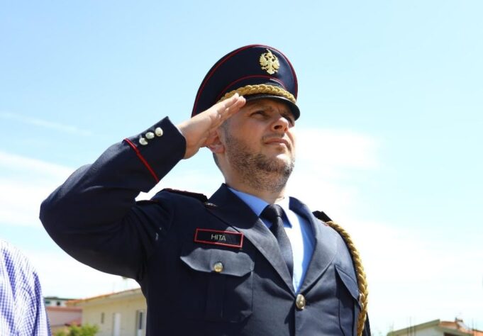 Skënder Hitaj – shembulli i një drejtuesi policie në shërbim të qytetarëve dhe ligjit