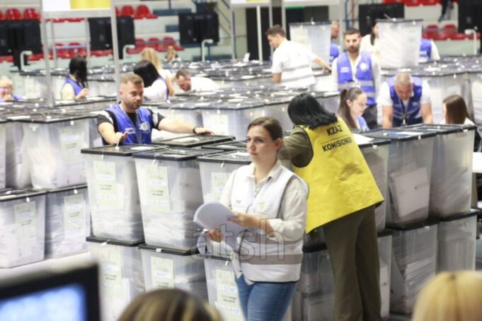 Vijon numërimi i votave të diasporës për qarkun e Fierit – ja rezultatet sipas partive