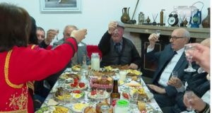 Historia e dollisë shqiptare si formë komunikimi e trashëguar brez pas brezi dhe shprehje e miqësisë