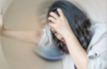 Çfarë e shkakton marramendjen në mëngjes? Zbuloni shkaqet dhe mënyrat për ta luftuar