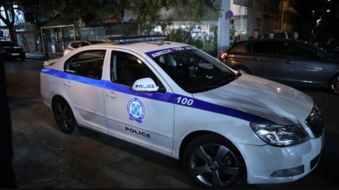 Kishte fshehur në valixhe mbi 2 kg kokainë, arrestohet shqiptarja në Rodos. 22-vjeçarja me armë dhe fishekë në bagazhet e saj