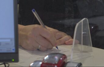 S’ka më firma “me dorë”, së shpejti nis nënshkrimi elektronik në Shqipëri