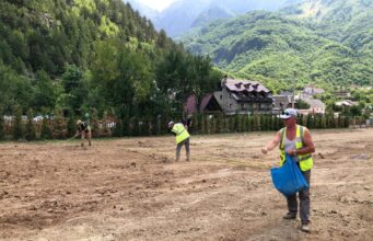 Prishja e ndërtimeve pa leje, pastrohet në kohë rekord qendra e Thethit
