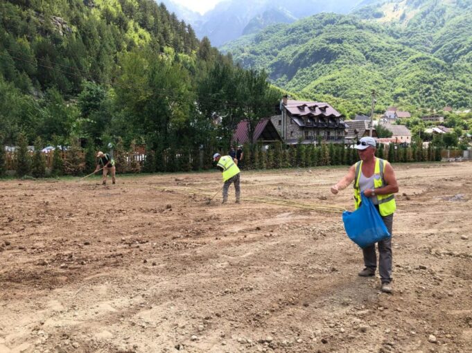 Prishja e ndërtimeve pa leje, pastrohet në kohë rekord qendra e Thethit