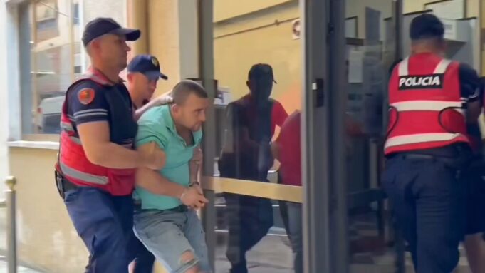 Babai “monstër” e pranon në Gjykatë: Kam abuzuar me vajzën time, akti ka ndodhur në makinë