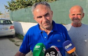 Flet vëllai i 56-vjeçarit të vrarë nga vajza e tij në Fier: Kisha 2 vite pa folur, nuk e linte gruaja