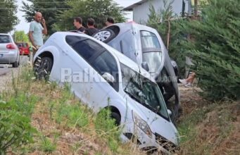 Aksident në aksin Fier-Roskovec, dy automjete përplasen dhe përfundojnë në kanal, plagosen dy persona