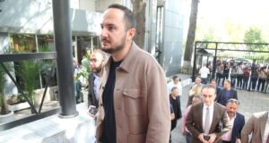 Ervin Salianji rrëfen “kalvarin” e burgut: Lahesha me kanaçe, shihja në një TV të vogël