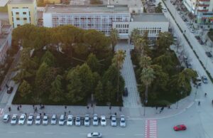 Rasti tronditës në Fier me babain që abuzonte me të bijën! Bashkia ofron ndihmë financiare për vajzën dhe familjen e saj