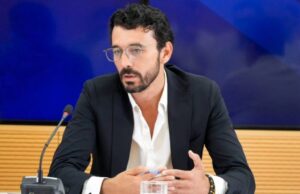 Pagesa me këste deri në 20 vite dhe falje kamatëvonesash, skema e re e OSHEE për mbledhjen e detyrimeve