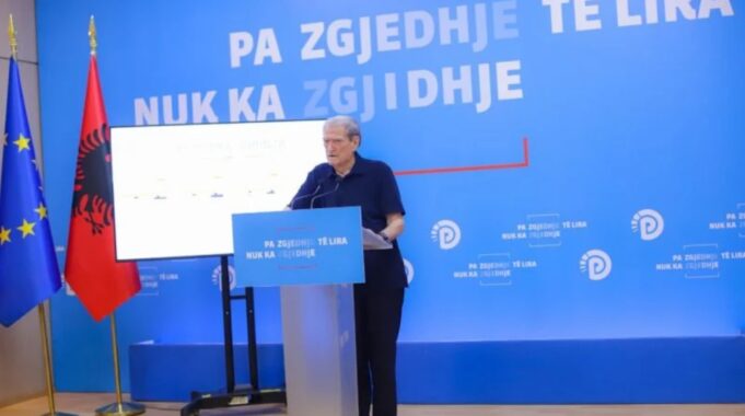 Berisha në krah të Veliajt dhe Metës: Sjellje çnjerëzore brenda burgut nga banditë me uniformë