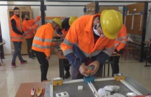 Diplomë apo zanat? Mbi 2 500 bursa për të rinjtë që zgjedhin arsimin profesional