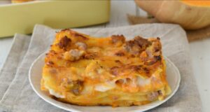 Lazanjë me Kungull – Receta që Duhet të Provoni
