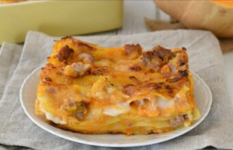 Lazanjë me Kungull – Receta që Duhet të Provoni