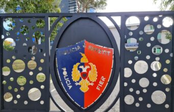 Anest Salaj komandohet shef i ri i Komisariatit të Policisë Fier