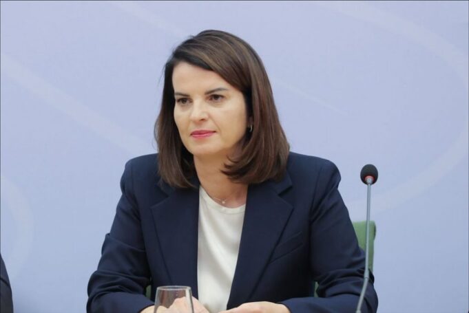 E para grua në krye të Ministrisë së Brendshme, Rama prezanton Koçiun: Moment historik, ndryshim radikal për tjetër qasje