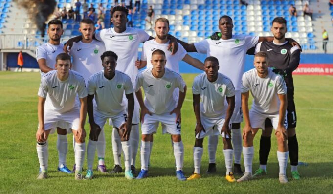 Trifoni-Umeijego përmbysin gjithçka në 2 minuta, Apolonia merr 3 pikë të arta ndaj Besës
