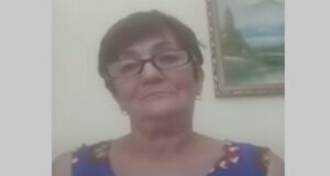 Fier, 36 vite më parë: Nëna 64-vjeçare kërkon ende të birin që beson se i është marrë në maternitet (Video)