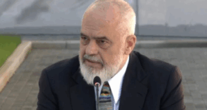Shëndetësia/ Rama: Hapim universitet të ri në Fier, partneritet me një ndër kompanitë me të njohura në fushën e AI