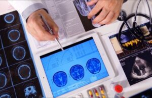 Hiqet kufizimi i moshës për check up, ekzaminim edhe për mbi 70 vjeçarët