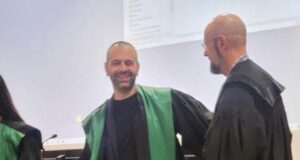 Si ka përfunduar profesori i famshëm italian në burgun e Fierit pas aksidentit rrugor, media italiane: Incidenti që mund të kthehet në një çështje ndërkombëtare