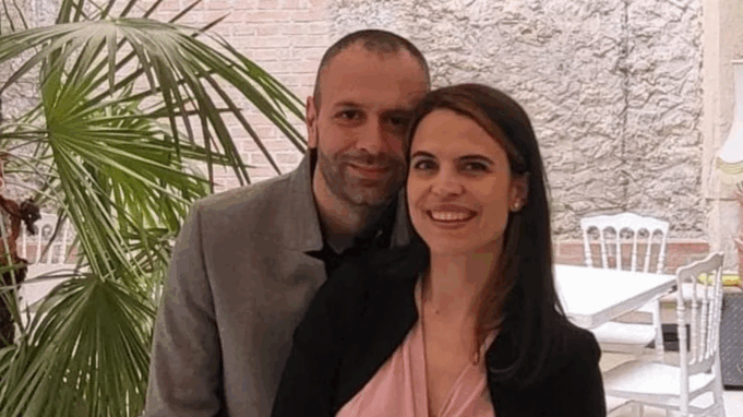Profesori italian prej dy muajsh në burgun e Fierit, flet gruaja e tij: Aksidenti kur po shkonim në një dasëm, apeli për Giorgia Melonin