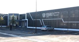 Fier, emërohet drejtori i ri i Shërbimit të Transportit Rrugor