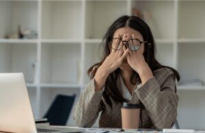 10 mënyra si të shmangësh stresin në punë