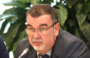 U qëllua me armë në sallën e gjyqit, ndërron jetë gjyqtari Astrit Kalaja