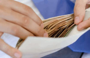 Fieri me pagë mesatare 61 mijë lekë – më mirë se shumë qarqe, por larg Tiranës