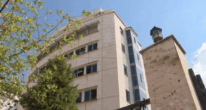 Rrëmbyen një person, Prokuroria dërgon në gjyq 4 persona, mes tyre edhe vajzën që e futi në kurth
