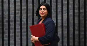 Ministrja e Brendshme britanike: Gati dëbimi i 700 familjeve shqiptare me fëmijë nga Anglia!