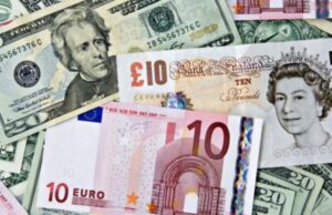 Këmbimi valutor 22 nëntor/ Me sa blihen e shiten dollari dhe euro, çfarë ndodh me monedhat e tjera