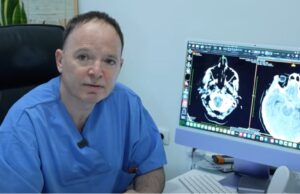 QSUNT, ekipi i neurokirurgjisë i shpëton jetën 48-vjeçares pas një operacioni 7-orësh