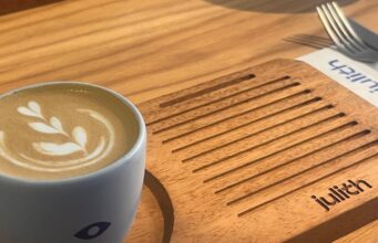 Një filxhan kafe për 1 000 dollarë? Ja çfarë e bën kaq të veçantë!