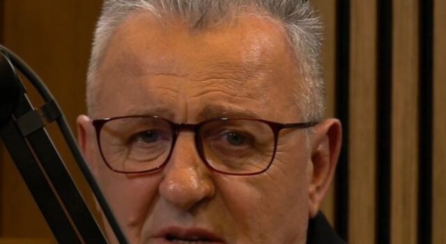 “Doja të vdisja, më mbajtën fëmijët” – Rrëfimi Agron Llakajt për humbjen e gruas: E përcollëm si nuse të bukur