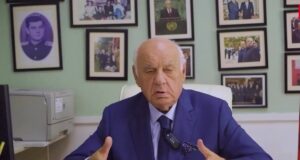 “Kujt po ia lini këtë vend?” – Rrëfimi i panjohur i ish-presidentit Moisiu: Si u arratisa nga Shqipëria